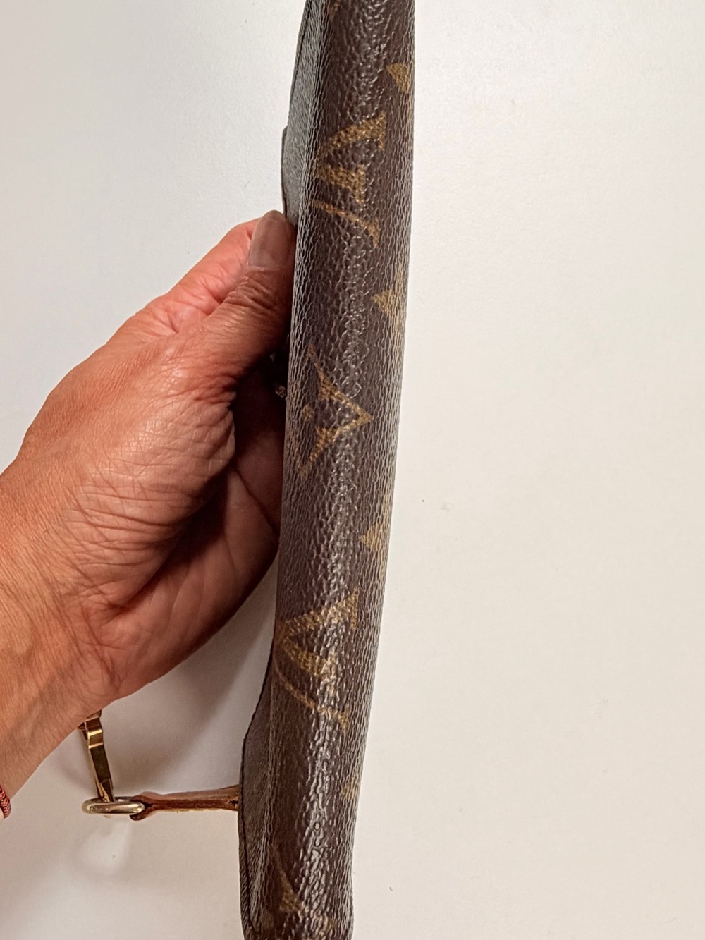Louis Vuitton Monogram Pouch with COA - Picture 7 of 11